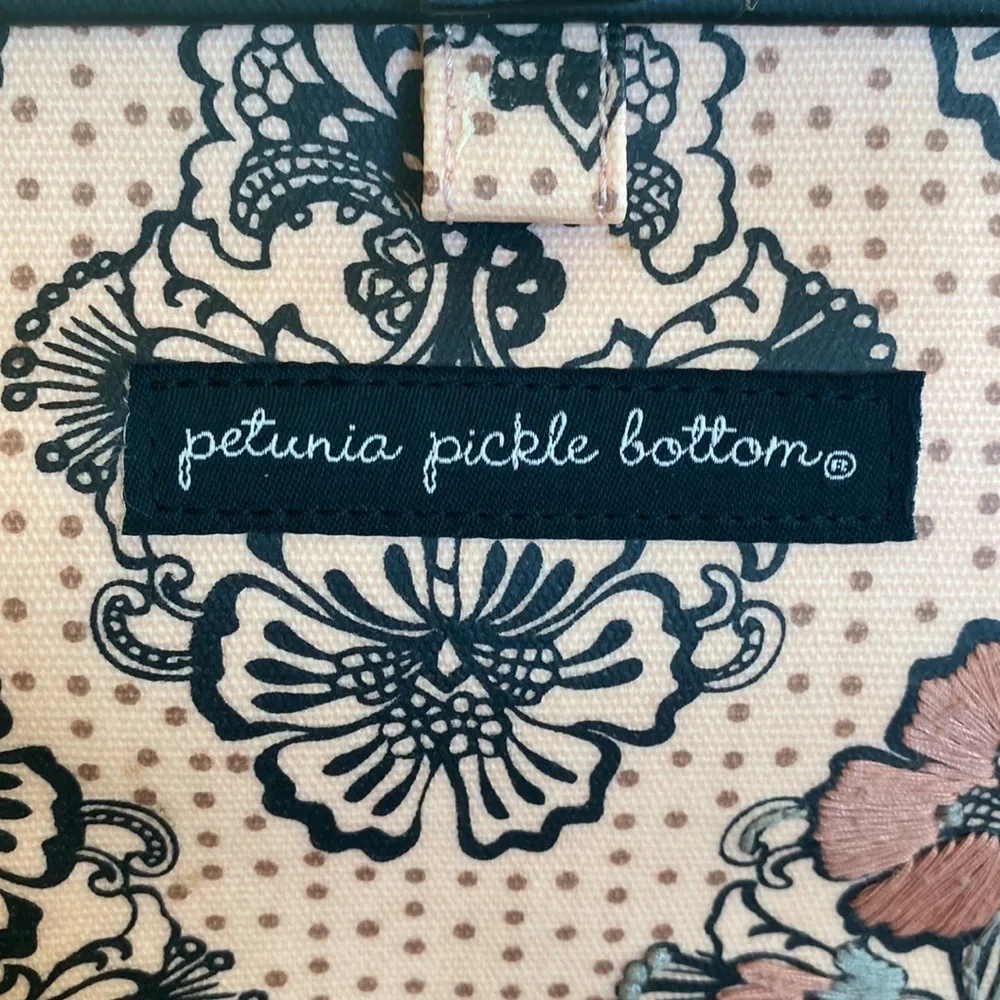 Petunia Pickle Bottom | Baby Crosstown Clutch Diaper Bag & Changing Pad | Infant